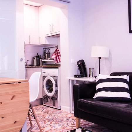 Cozy Apartment In Downtown Мадрид Екстериор снимка