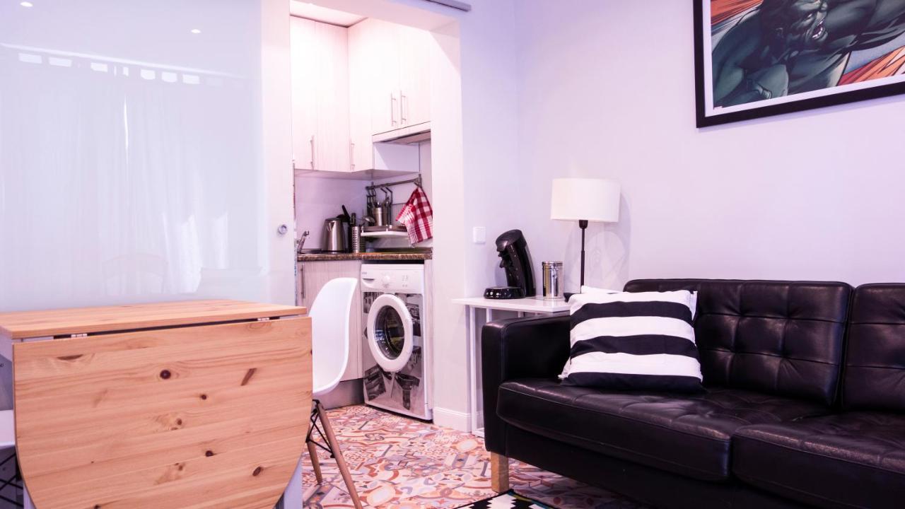 Cozy Apartment In Downtown Мадрид Екстериор снимка